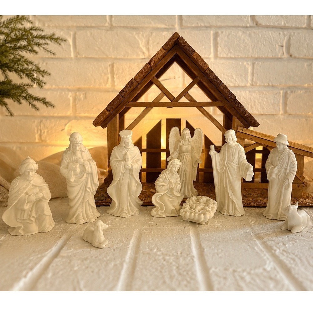 Vintage Fontanini Roman Heirloom Nativity Stable w White Bisque 10 Pc Manger Set